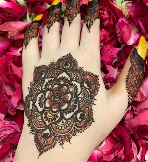 Kashees Stylish And Fancy Mehndi Designs Collection 30