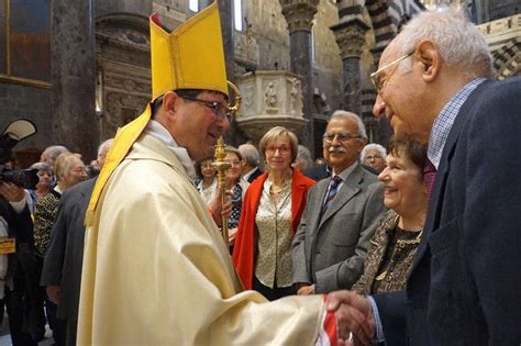 Scegli la consegna gratis per riparmiare di più. Il Comune per le coppie che festeggiano 50 anni di matrimonio: S. Messa in Cattedrale / Genova e ...