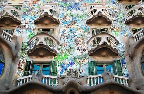 Damos detalles de los horarios, precios de las entradas, modalidades información práctica para visitar la casa batlló. Casa Batlló | Comprar online | Taquilla.com