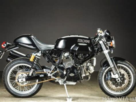 The vehicle is red with a not specified interior. Second hand Ducati Gt 1000 in Ireland | View 39 bargains
