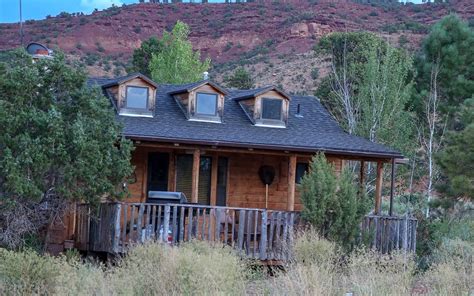 Big cities are fun, but sometimes you need to take the road. Great Cabin in Torrey/Capitol Reef National Park UPDATED ...