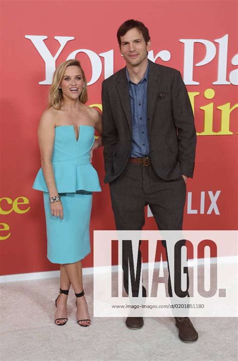 Los Angeles Ca February 2 Reese Witherspoon Ashton Kutcher At The