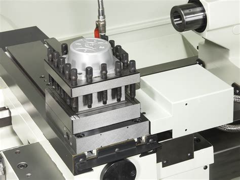 High-Precision Flat Bed CNC Lathe Metal Cutting Machine | Taiwantrade.com