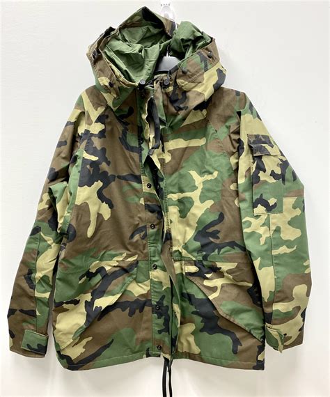 Army Ecwcs Cold Weather Gore Tex Parka Woodland Vintage Condition
