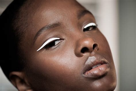black makeup artists share their best foundation tips for darker skin allure