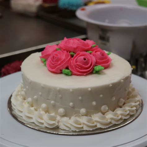 Gastronomy By Joy What Does A Wilton Cake Decorating Class Worth