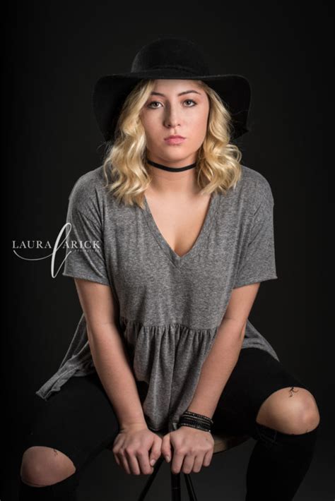 Hse Senior Model Laura Arick Photography