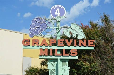 1217 w state highway 114 suite 106 grapevine, tx 76051. A Mall of Outlet Stores--Grapevine Mills Mall, TX; also ...