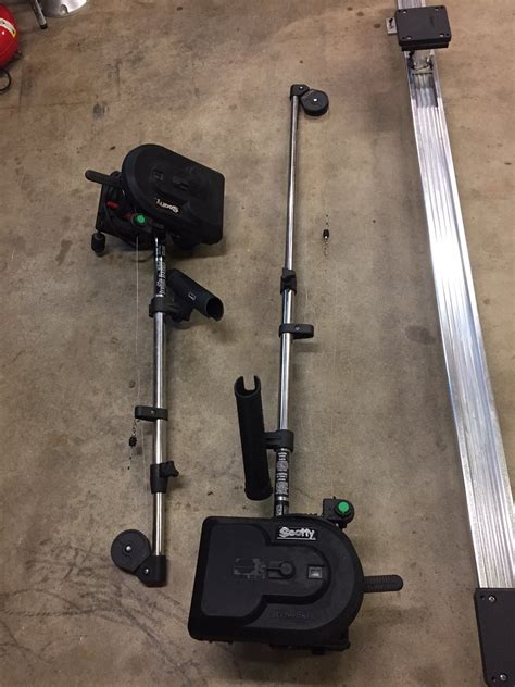 Scotty 1106 Electric Downriggers With Track System Michigan Sportsman