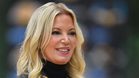 Los Angeles Lakers Owner Jeanie Buss Getting Advice From Phil Jackson