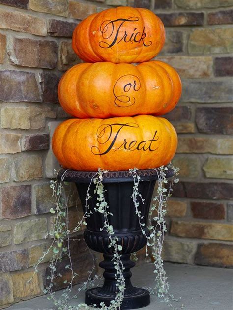 Halloween is about spooky costumes and what makes halloween more fun is spooky halloween decorations. Decorating With Urns the Halloween Edition - Fox Hollow Cottage