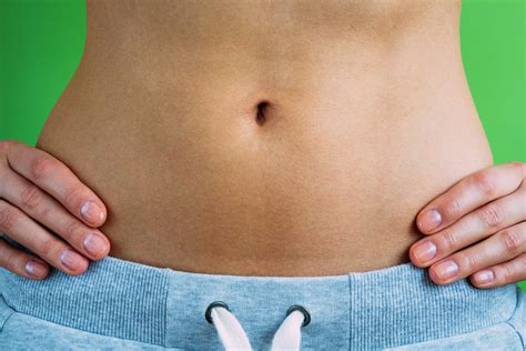 It is a truth universally acknowledged that as spring and summer get closer and closer, our clothes get smaller and smaller. How to have a flat stomach: foods and tips for eliminating ...