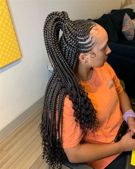 Since your braid size gradually scales, it protects your edges from excessive tension from too heavy extensions. Latest Feed in Braids Styles 2020 to Look Awesome