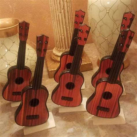 Honestly, when you're a bedroom producer, you want good results fast. 25 best Guitar decorations images on Pinterest | Guitar ...