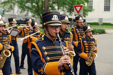 Hanover Memorial Day Parade: May 30, 2011 | Hanover Public Schools