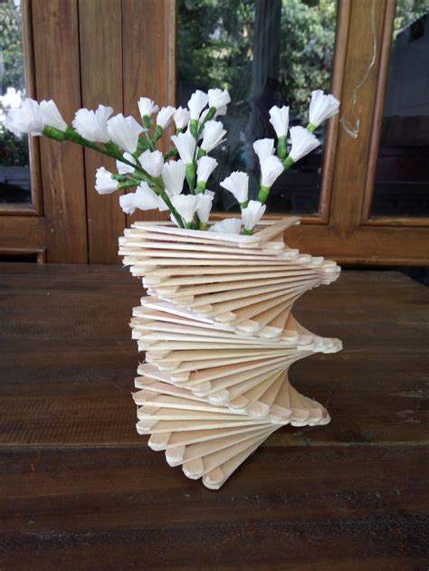 Bikin Vas Bunga Dari Stik Es Krim Terbaru