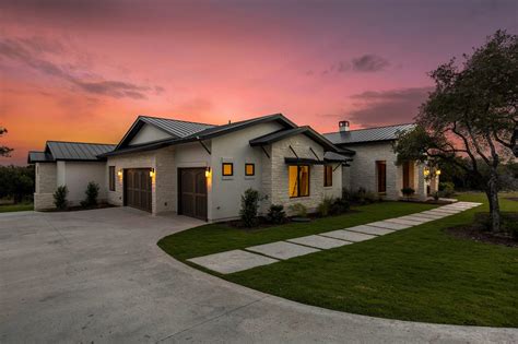 Austin’s Premier Luxury Home Builder • Hill Country Contemporary 1 • Nalle