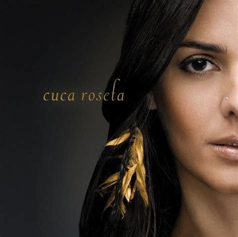 Mas foi no fado que encontrou o seu caminho e hoje. Disco de estreia de Cuca Roseta ~ musica da terranova