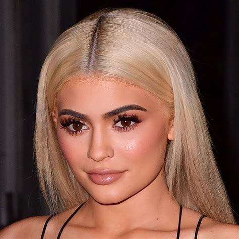 Kylie Jenner Age Cosmetics And Daughter