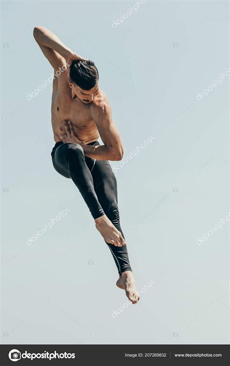 Motion Shot Handsome Shirtless Dancer Jump Blue Sky — Stock Photo © Y