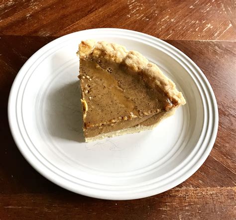And speaking of simple, this easy pumpkin pie recipe offers a foolproof way to handle the dough for the crust. We Pitted Ina Garten's Pumpkin Pie Against Ree Drummond's — & Here's Who Won | Pumpkin dessert ...