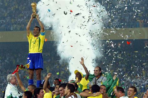 O trunks por exemplo, joga há apenas 9 dias, e n tem experiencia para jogar um camp desse naipe, mas chega. Tribuna do Norte - 'Sou contra Neymar ser o capitão do ...