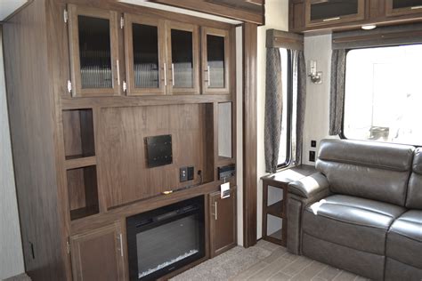 2020 Arctic Wolf 3550suite Fifth Wheel By Forest River On Sale Rvn14597