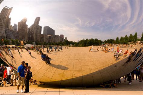 Anish Kapoor Stock Photos Pictures And Royalty Free Images Istock