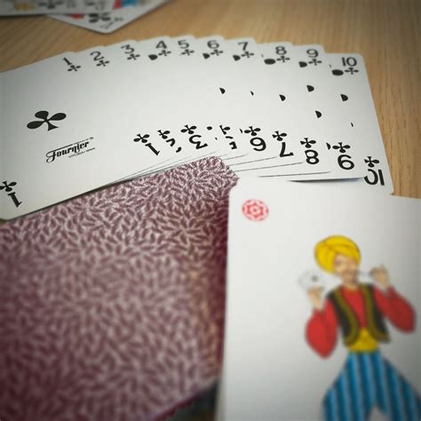 52 карты + 3 джокера. Jeu de 55 cartes (52 cartes + 3 jokers) Réf. 777 Fournier ...