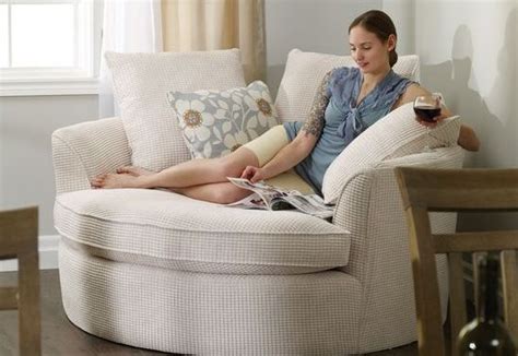 10 Types Of Reading Chairs That Look Extremely Cozy