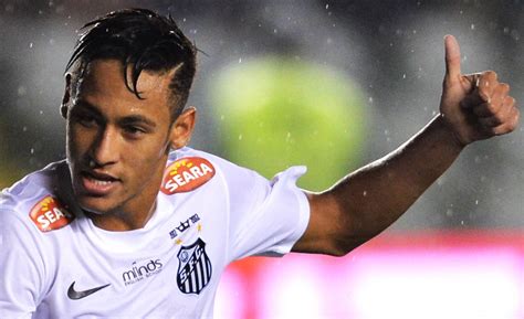 nejˈmaʁ dɐ ˈsiwvɐ ˈsɐ̃tus ˈʒũɲoʁ; 10 Best Neymar Hairstyles 2015