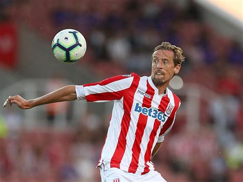 Peter Crouch Makes Premier League Return With Burnley Express And Star