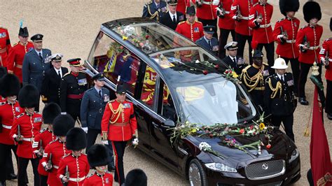 Full Details Of The Militarys Role In The Queens Funeral And