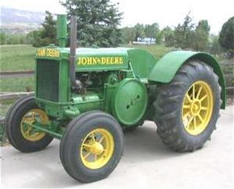 1929 John Deere Model D TractorShed