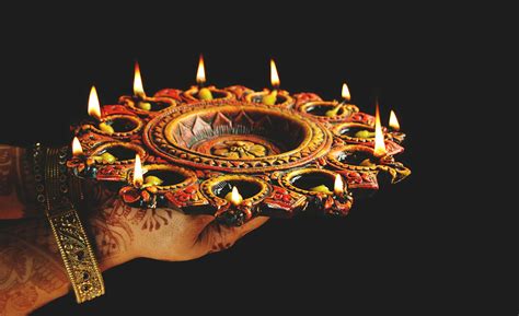 Diwali The Festival Of Lights And Sparkling Gold Analyzing Metals