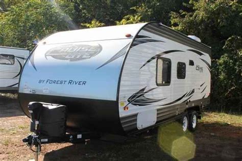 An electric tongue jack, 1 ducted air conditioner, double door gas/110v norcold refrigerator, automatic main awning, outside speakers. 2018 New Forest River SALEM CRUISE LITE 171RBXL Travel ...