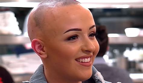 First Dates Viewers Moved To Tears When Alopecia Sufferer Removed Her Wig Extraie