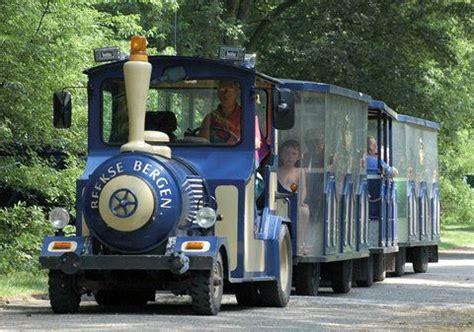 Bekijk meer ideeën over bergen, safaribus, kampeervakantie. Treintje vakantiepark Beekse Bergen (met afbeeldingen ...