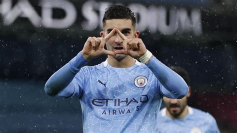 Carlos tevez has urged fernando torres to help him fire manchester city to the premier league title. Manchester City up into fifth as Ferran Torres and Ilkay ...