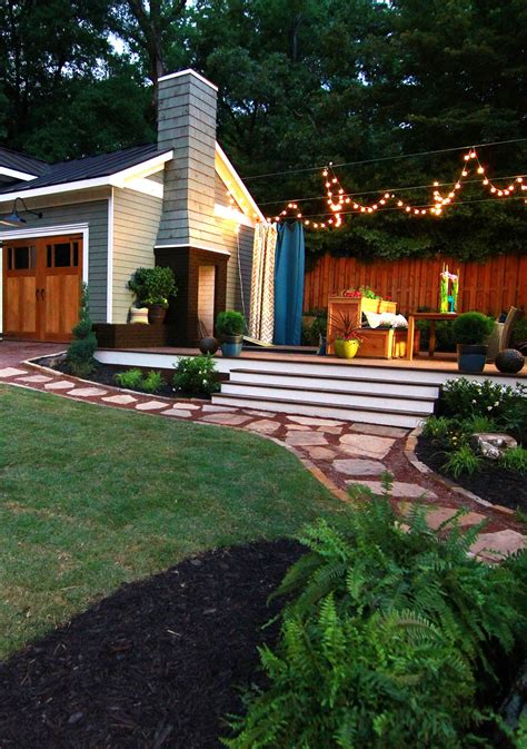 10 Back Yard Decoration Ideas