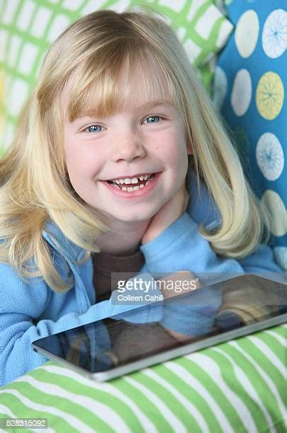 7 8 Years Girl Blond Hair Blue Eyes Photos And Premium High Res Pictures Getty Images