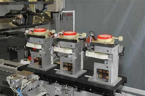 Check spelling or type a new query. Assembly line and calibration for coffee grinder - Mair Srl