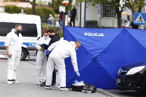 Akcja policji na Gocławiu Atak nożownika doszło do strzelaniny