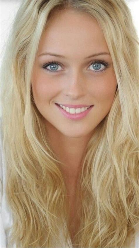 Pin By Were Two Pinners On Her Beautiful Face Gorgeous Blonde
