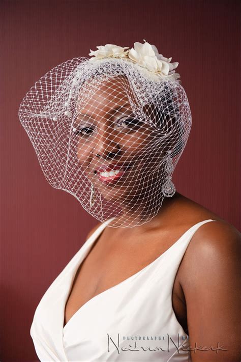 Bounce flash for wedding photography. bridal portrait with on-camera bounce flash - Tangents