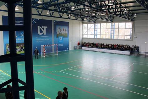 Universitatea De Vest Din Timisoara Are O Sala De Sport Nou Nouta Dupa