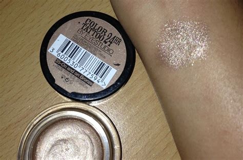 Maybelline New York Color Tattoo Bad To The Bronze On And On Bronze