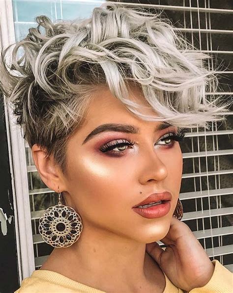 63 Short Haircuts For Women To Copy In 2021 Stayglam