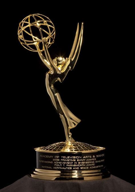 Emmys 2014 Rethinking The Nomination Process Emmy Award Trophy Emmy