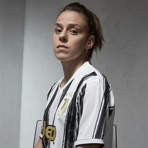February 2, 2020 at 1:05 pm. Juventus 2020-21 Adidas Home Kit | 20/21 Kits | Football ...